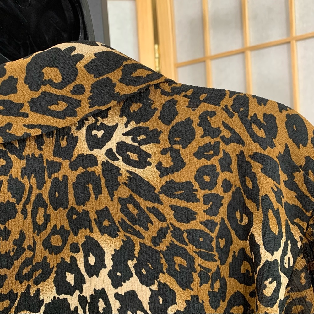 Scott Taylor Animal Print Ruffle Blouse - Picture 8 of 8